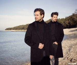 2CELLOS